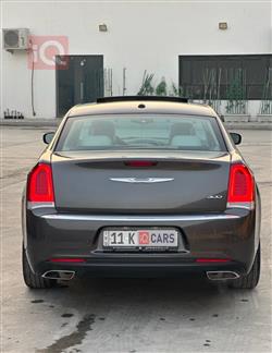 کرایسلەر 300